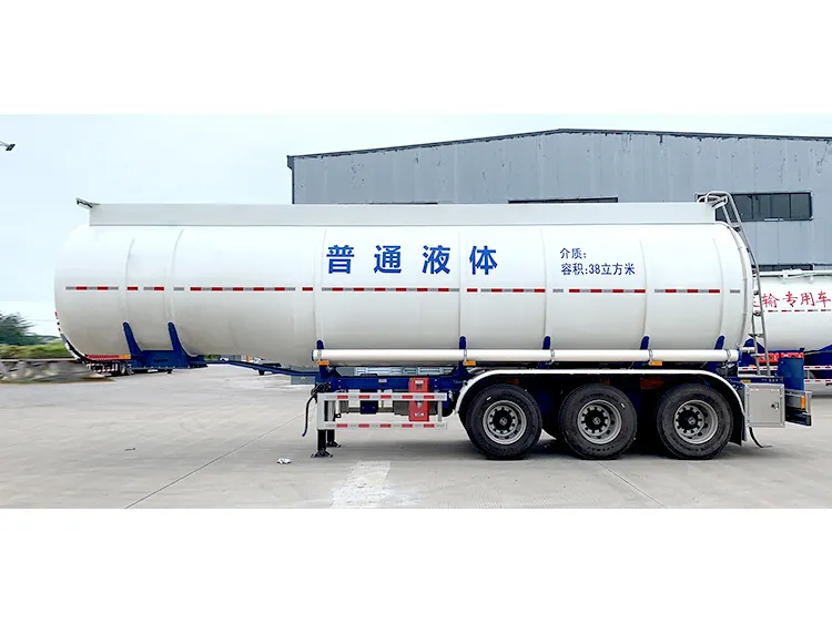 Popol-prikolica za tekoči prevoz hrane